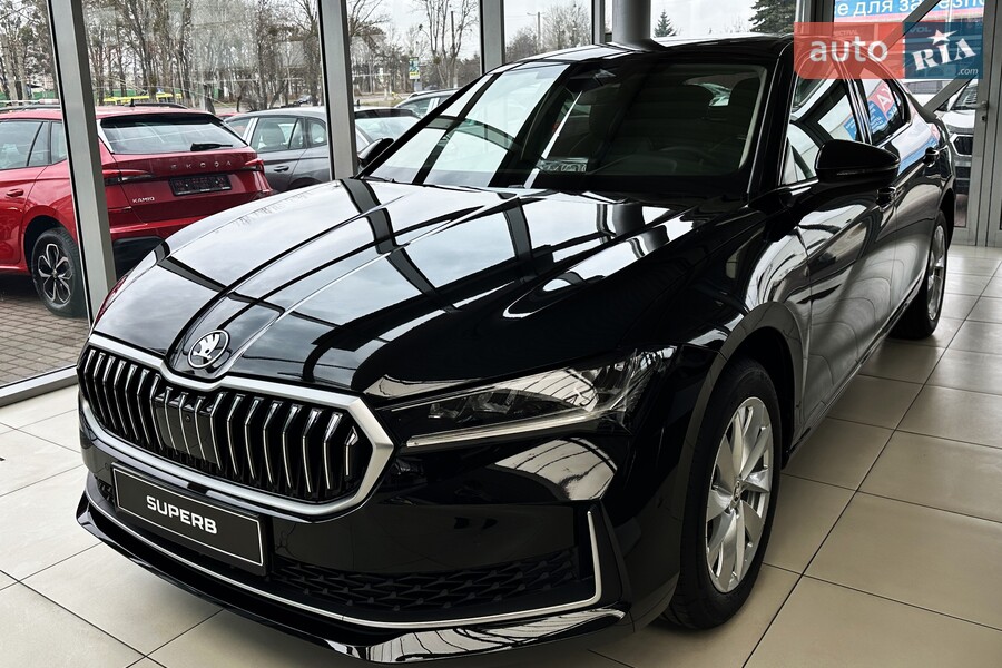 Skoda Superb - фото 4