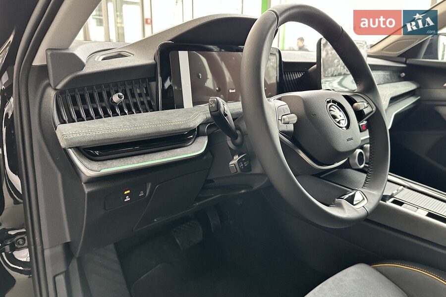 Skoda Superb - фото 14