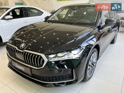 Skoda Superb 2025 Laurin & Klement