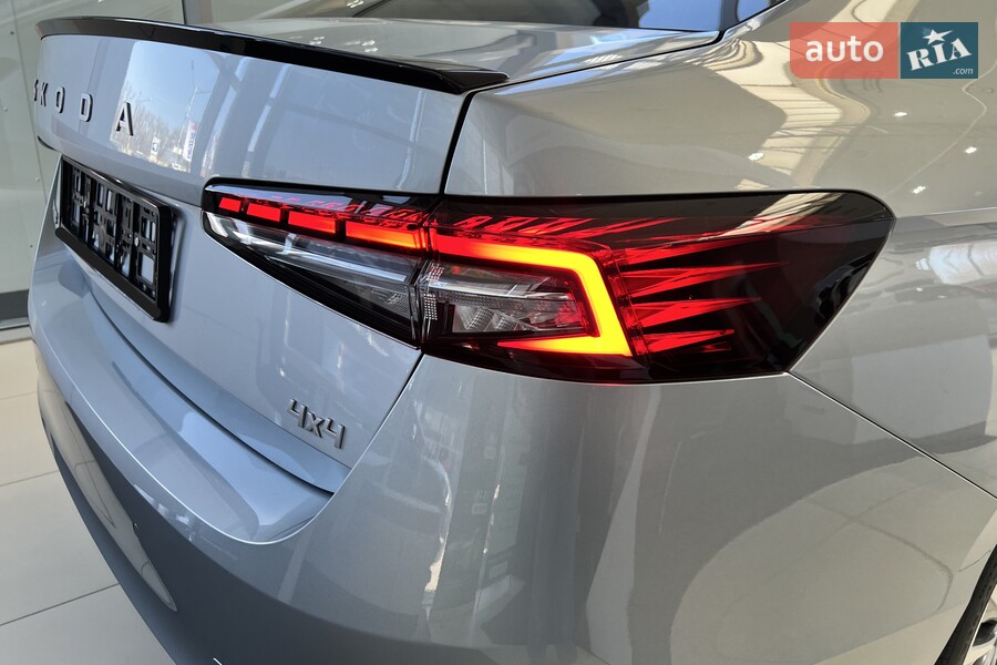 Skoda Superb - фото 10