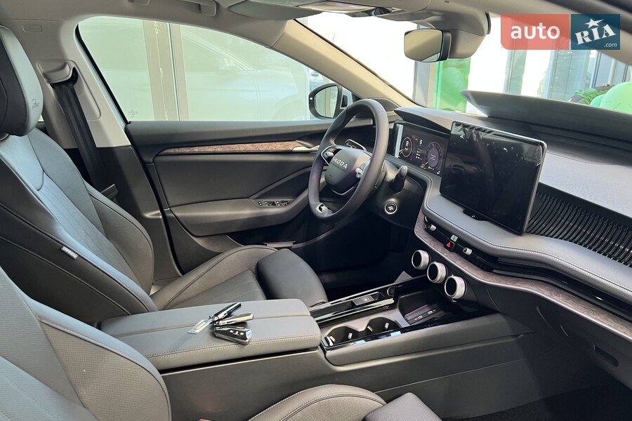 Skoda Superb - фото 18