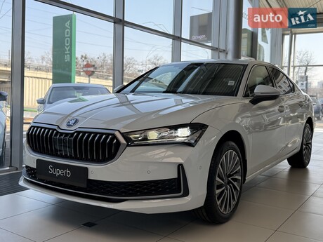Skoda Superb 2025