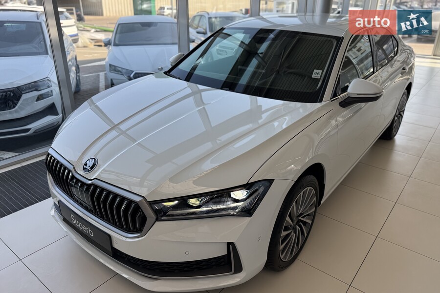 Skoda Superb - фото 5