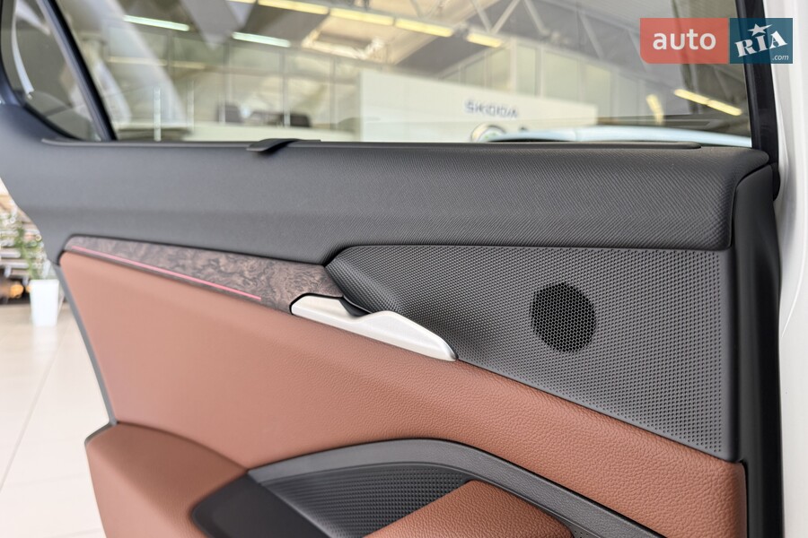 Skoda Superb - фото 27