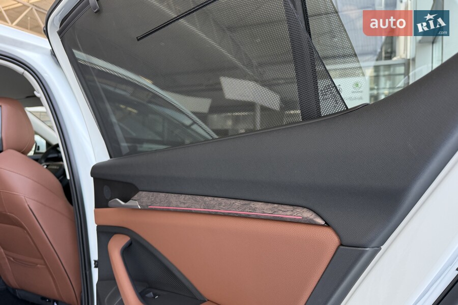 Skoda Superb - фото 29