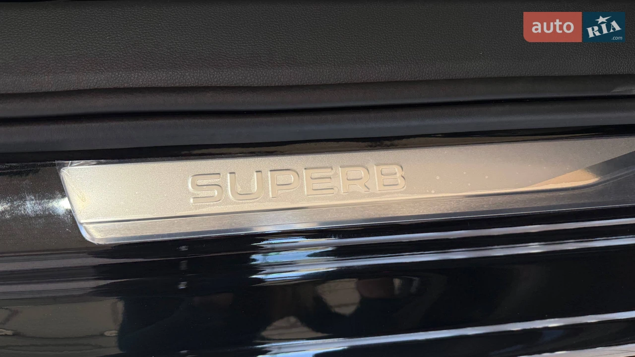 Skoda-64