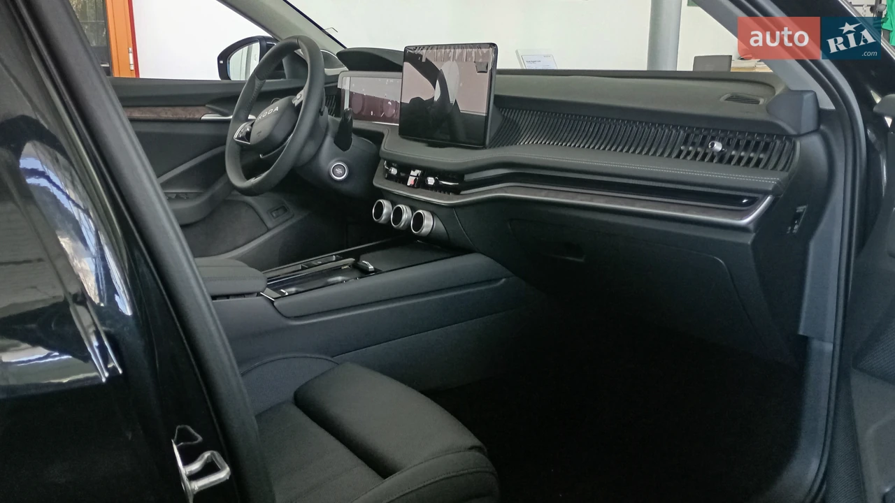 Skoda-25
