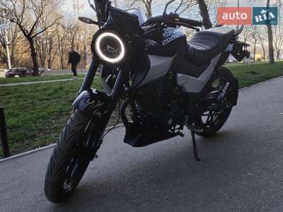 Spark SP 200R-33 2024 Base