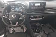 SsangYong Grand Musso Base