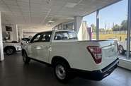 SsangYong Grand Musso Base