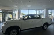 SsangYong Grand Musso Base
