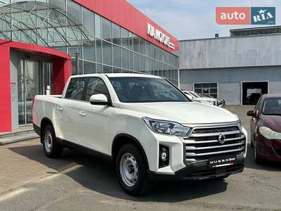SsangYong Grand Musso 2025 Base