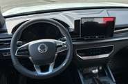 SsangYong Grand Musso Base