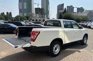 SsangYong Grand Musso Base