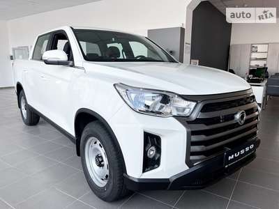 SsangYong Musso 2023 Base