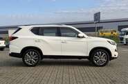 SsangYong Rexton Base