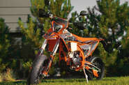STN V8 Motard Base