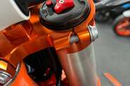 STN V8 Motard Base