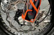 STN V8 Motard Base