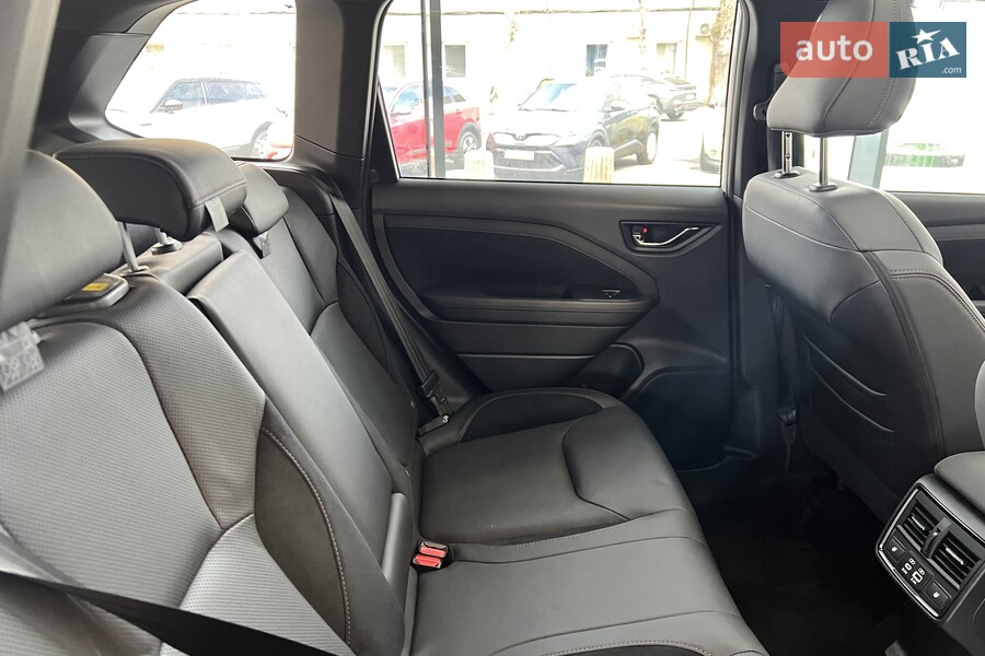 Subaru Forester - фото 16