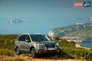 Subaru Forester 2018 года