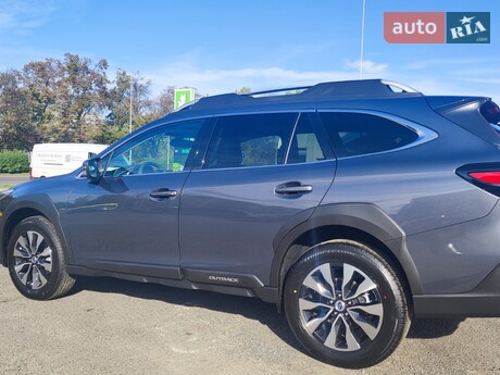 Subaru Outback 2025
