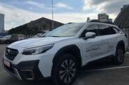 Subaru Outback Touring XT