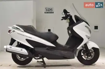 Suzuki Burgman 200