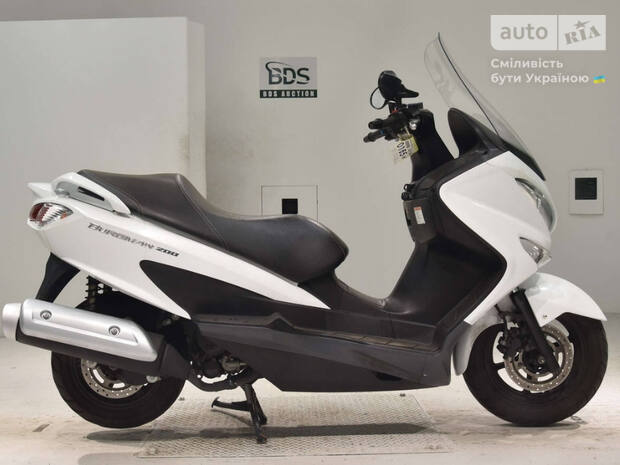 Suzuki Burgman 200 2020