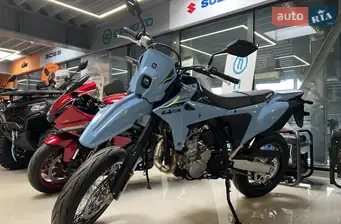 Suzuki DRZ 4SM