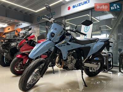 Suzuki DRZ 4SM 2025 Base