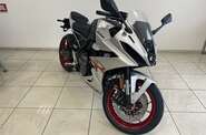 Suzuki GSX 8R Base