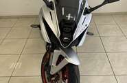 Suzuki GSX 8R Base