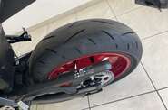 Suzuki GSX 8R Base