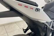 Suzuki GSX 8R Base