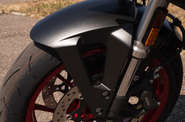 Suzuki GSX 8S Base