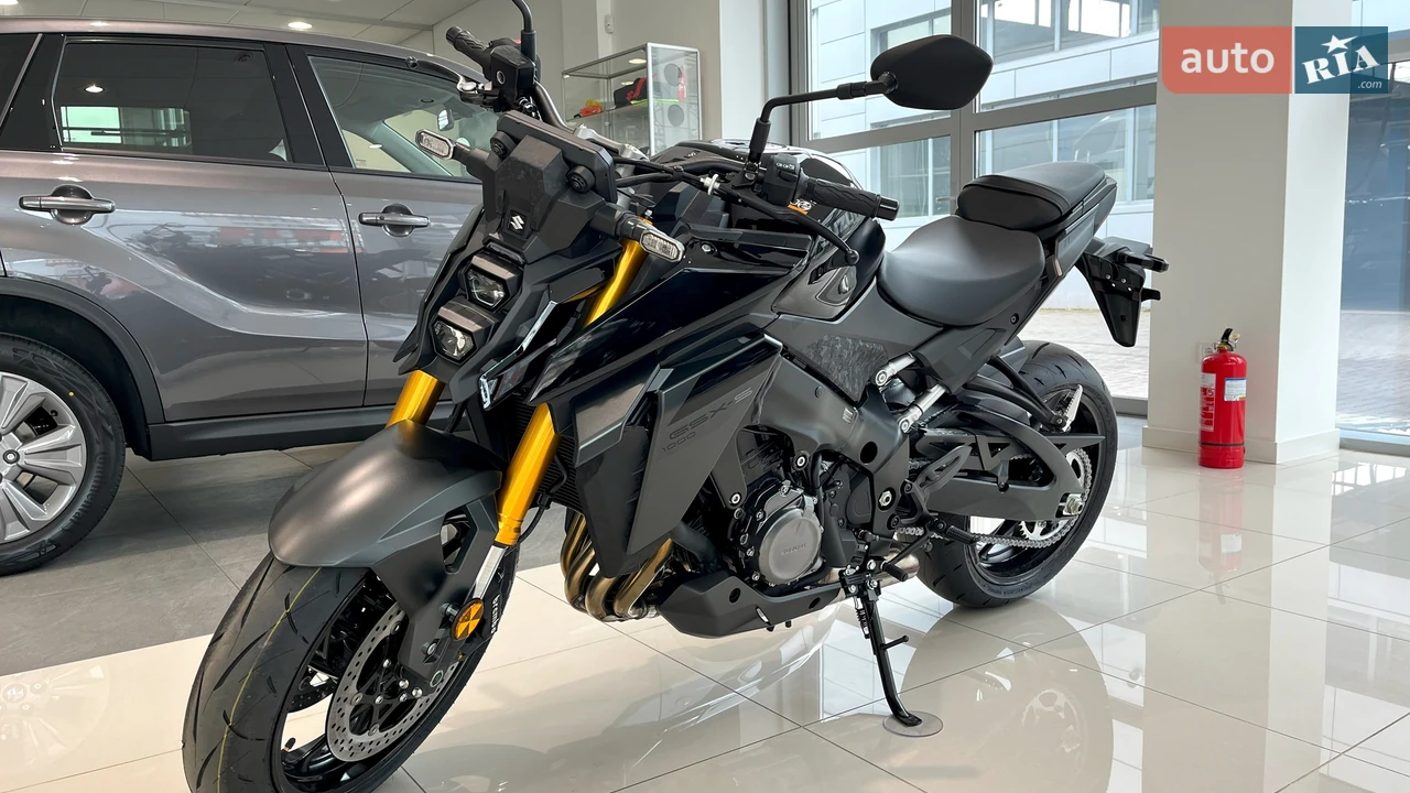 Suzuki GSX-S 1000 Base