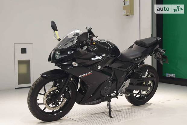 Suzuki GSX Base