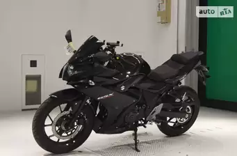 Suzuki GSX