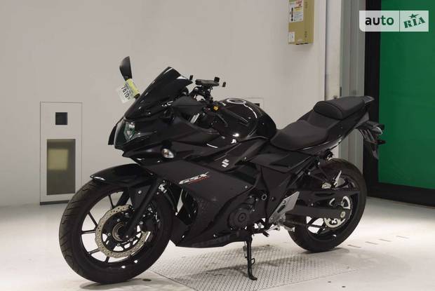 Suzuki GSX Base