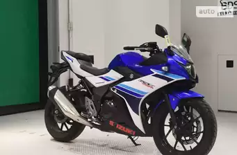 Suzuki GSX