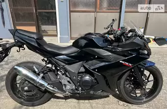 Suzuki GSX