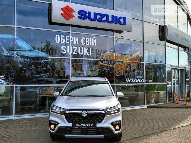 Suzuki S-Cross 2024