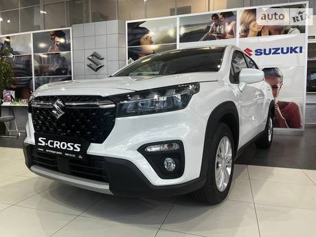 Suzuki S-Cross 2024