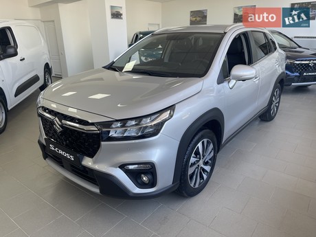 Suzuki S-Cross 2025