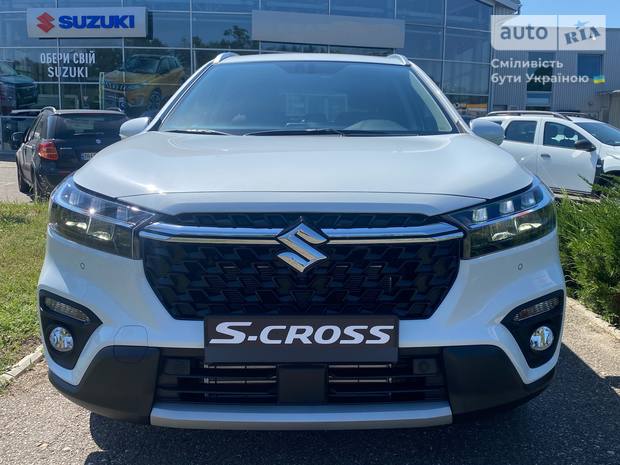 Suzuki S-Cross 2025