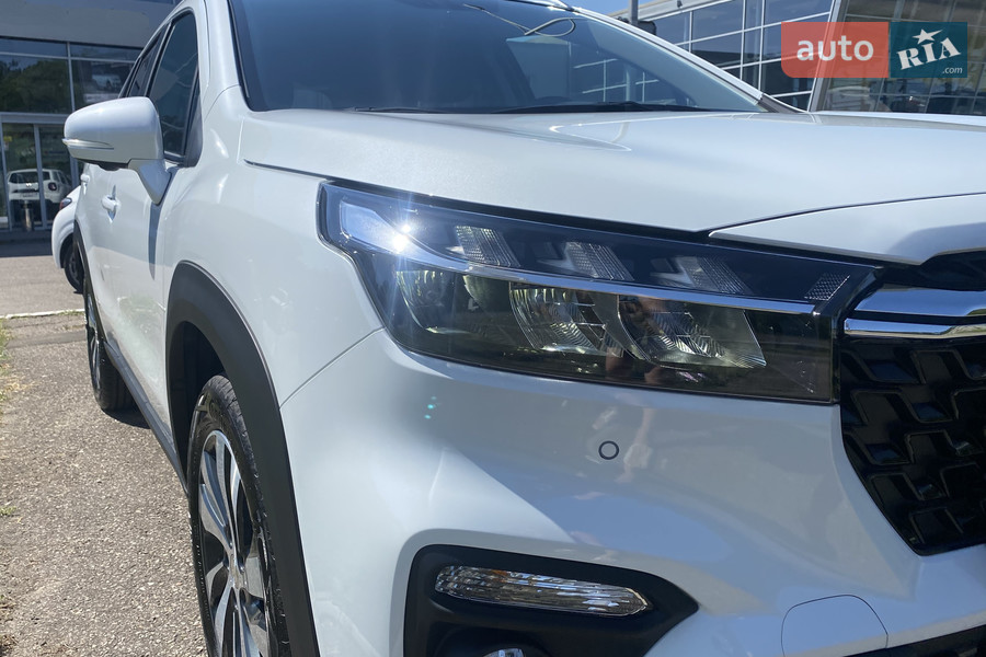 Suzuki S-Cross - фото 10