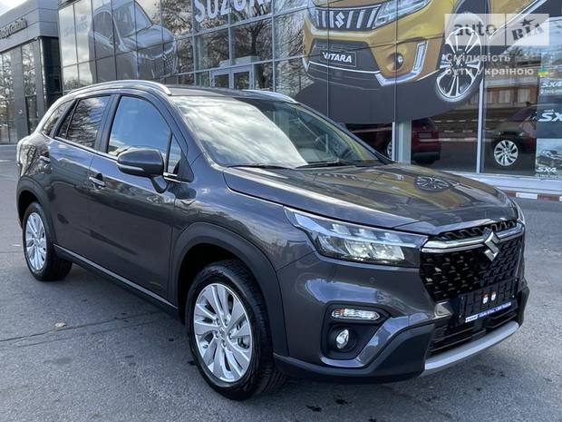 Suzuki S-Cross 2024