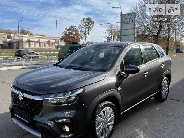 Suzuki S-Cross 2025