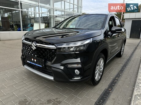 Suzuki S-Cross 2024